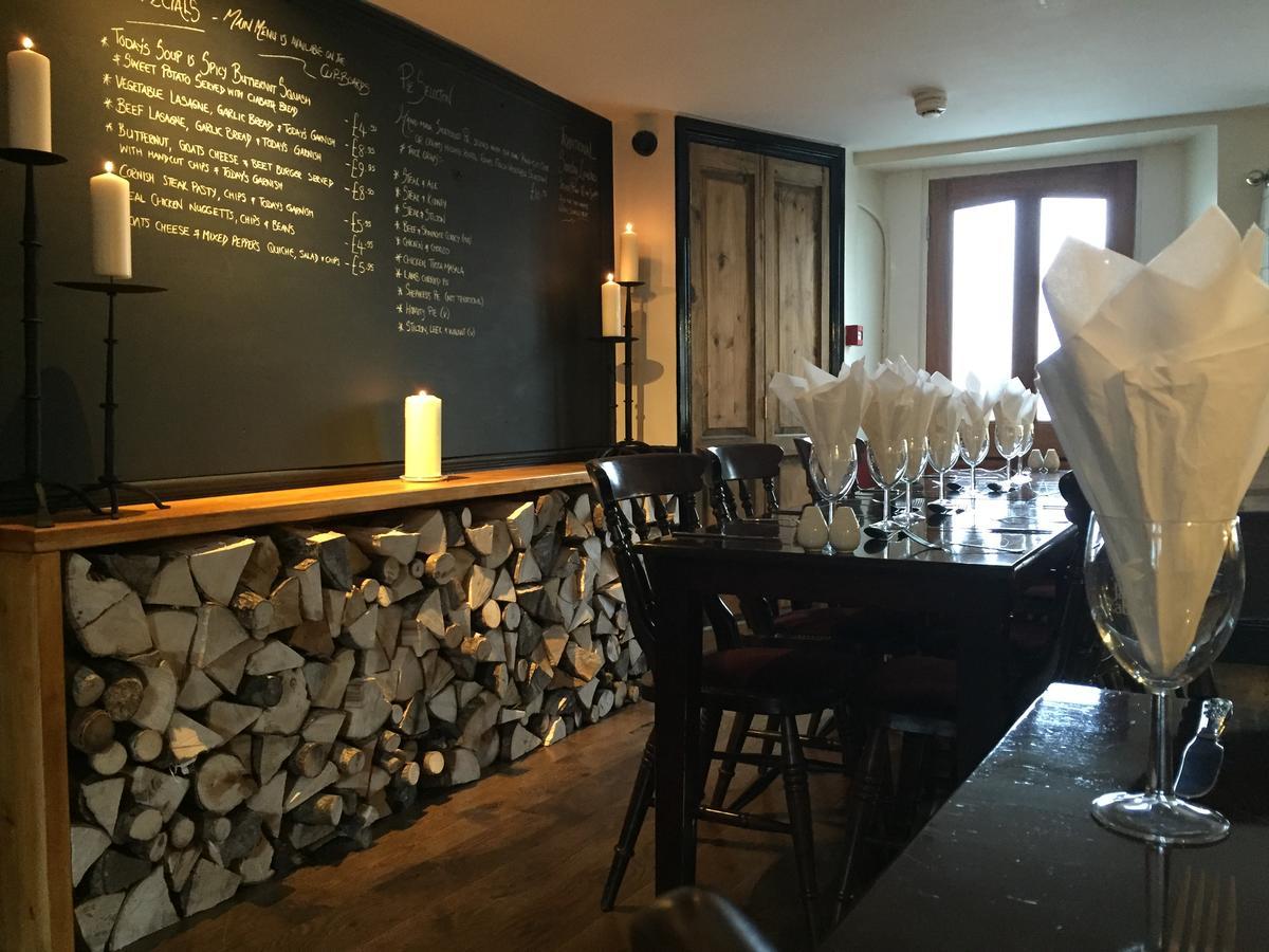 The Globe Inn Бакфастлей Екстер'єр фото